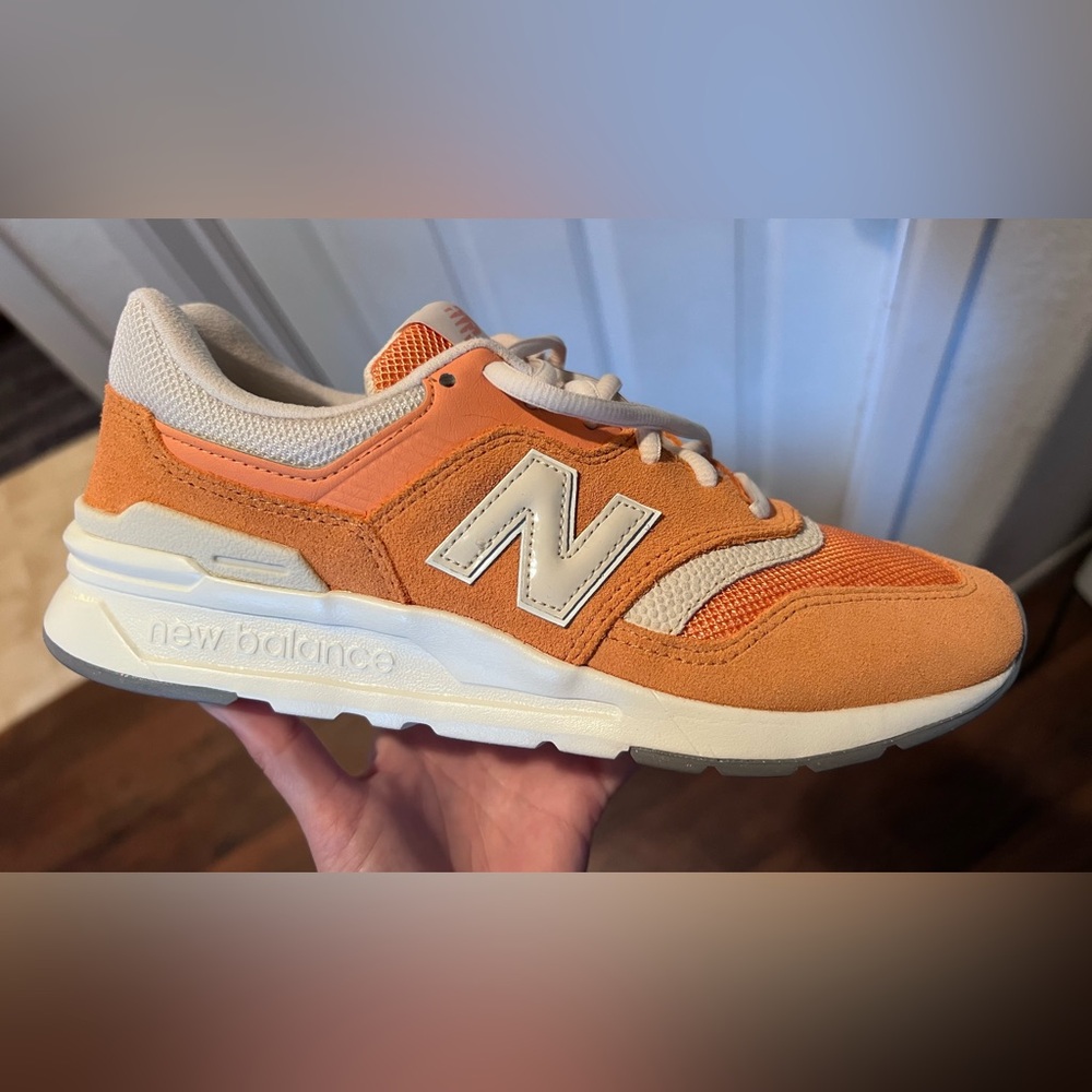 Orange New Balance - Retro Sneakers